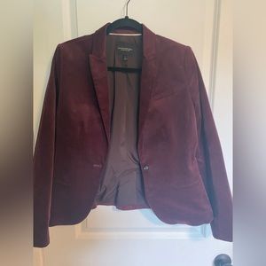 maroon Banana Republic blazer